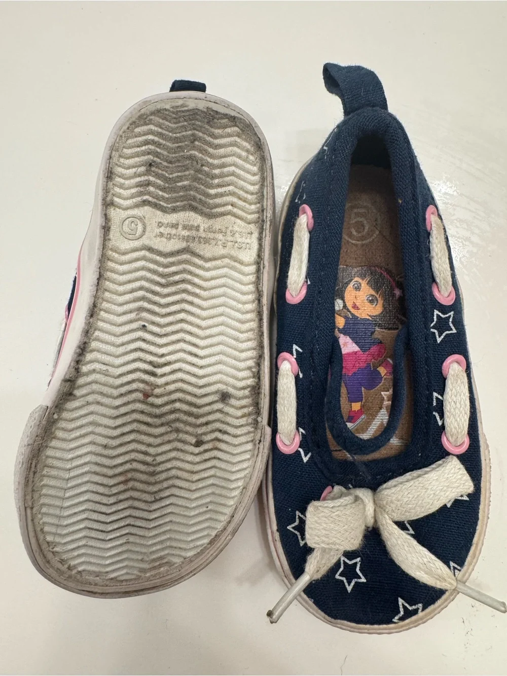 Nickelodeon Navy Girls Slip-On Shoes with Pink Accents